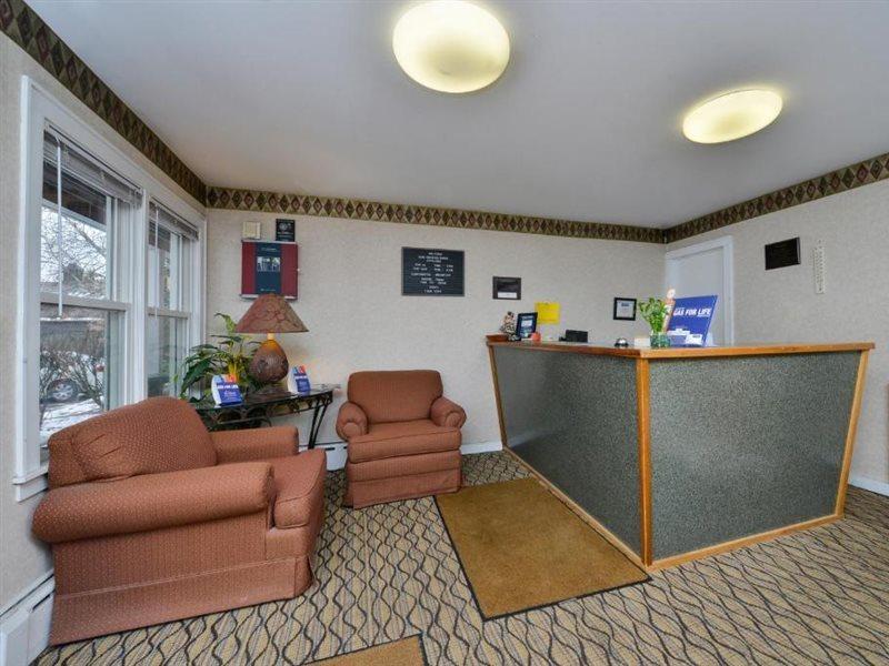 Travelodge By Wyndham Great Barrington Berkshires Екстер'єр фото
