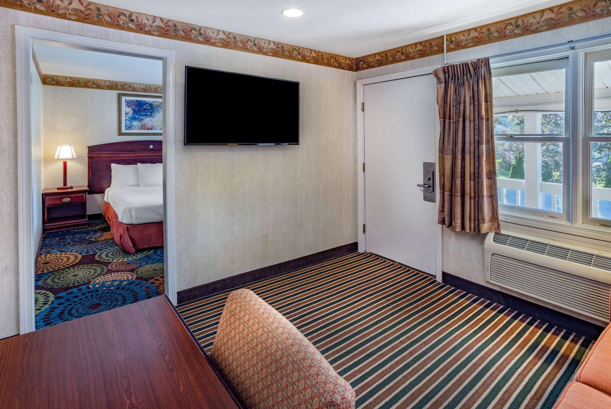 Travelodge By Wyndham Great Barrington Berkshires Екстер'єр фото