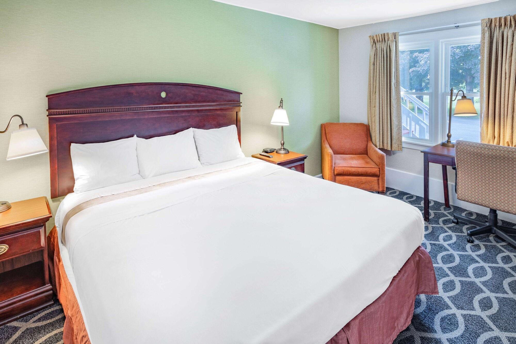 Travelodge By Wyndham Great Barrington Berkshires Екстер'єр фото